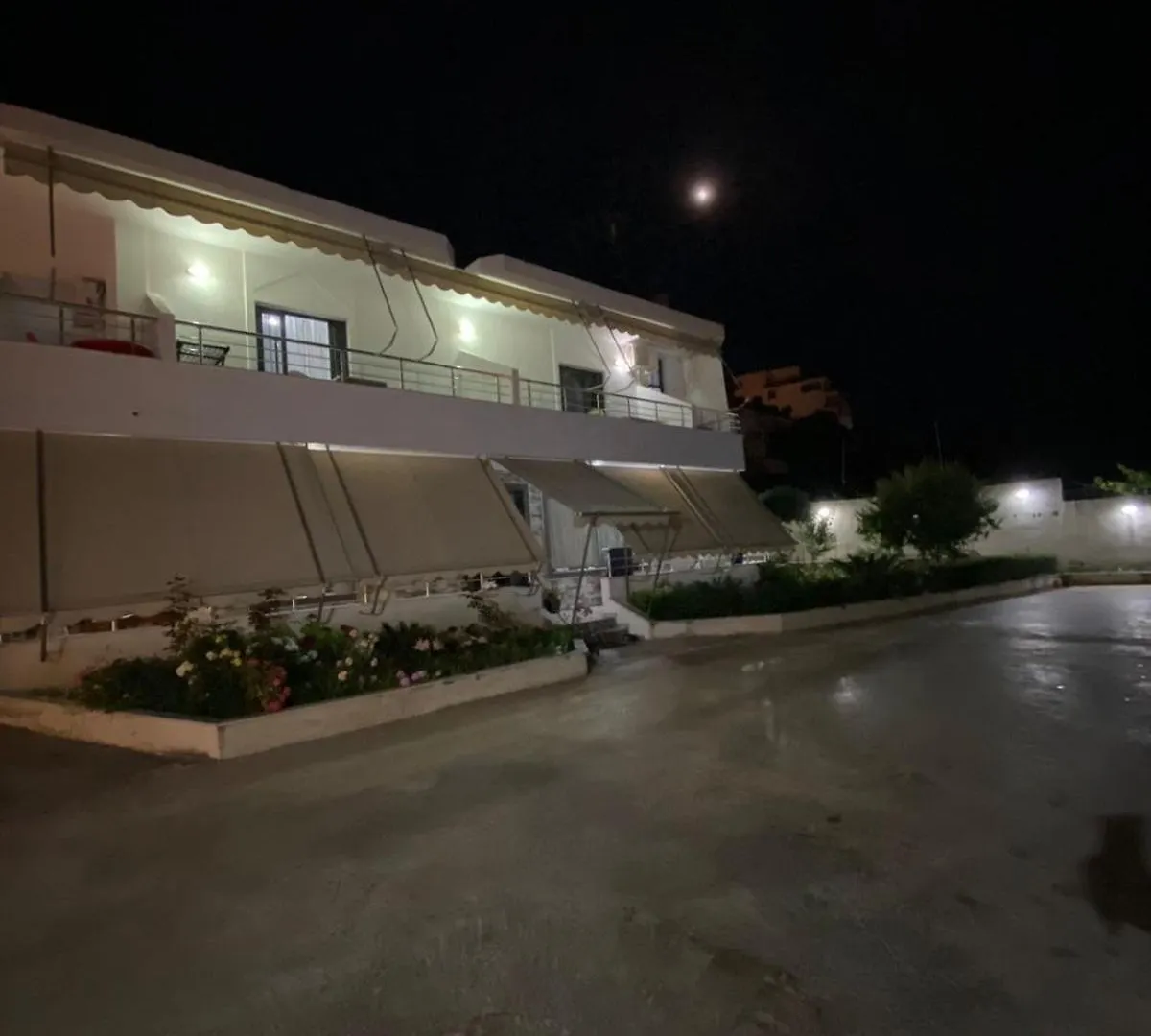 White Villa Sarandë 0*,  Albanië